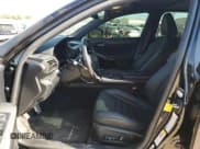 ✅ 2017 Lexus IS 200t F Sport • VIN: JTHBA1D26H5052737 • Lot: 86153445. Wystawiony na Copart z przebiegiem 43 904 mil. Bezpłatny archiwum sprzedaży aukcyjnych z USA i szczegółowy raport historii pojazdu na DreamBid. Zdjęcie 7.