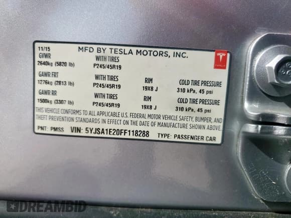 ✅ 2015 Tesla Model S 85D • VIN: 5YJSA1E20FF118288 • Lot: 80924135. Listed on Copart with 123,172 mi. Free auction sales archive from the USA and detailed vehicle history report at DreamBid. Image 12.