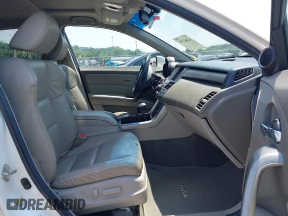 ✅ 2012 Acura RDX Technology • VIN: 5J8TB1H54CA002363 • Lot: 42462195. Listed on IAAI with 187,888 mi. Free auction sales archive from the USA and detailed vehicle history report at DreamBid. Image 5.