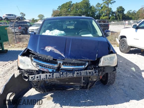 ✅ 2014 Dodge Grand Caravan SXT • VIN: 2C4RDGCGXER264899 • Lot: 43501290. Wystawiony na IAAI z przebiegiem 145 020 mil. Bezpłatny archiwum sprzedaży aukcyjnych z USA i szczegółowy raport historii pojazdu na DreamBid. Zdjęcie 12.