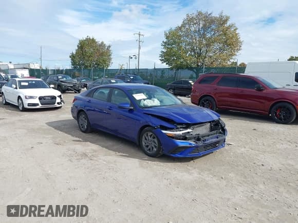 ✅ 2024 Hyundai Elantra SEL • VIN: KMHLM4DG6RU689091 • Lot: 43448185. Listed on IAAI with 33,460 mi. Free auction sales archive from the USA and detailed vehicle history report at DreamBid. Image 1.