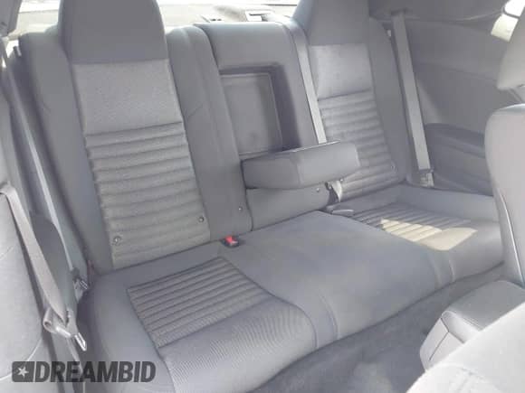 2012 Dodge Challenger SXT Plus z VIN 2C3CDYAG8CH176729, wystawiony jako IAAI lot #43219864 z przebiegiem 165 076 mil mil oraz . Historia ofert i sprzedaży dostępna na DreamBid. Obrazek 8.