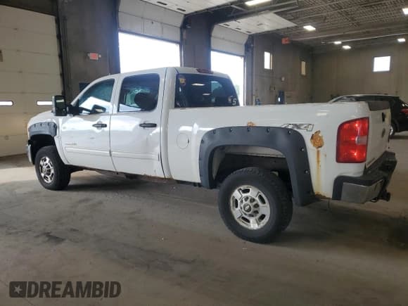 ✅ 2011 Chevrolet Silverado 2500HD LT • VIN: 1GC1KXCG9BF117334 • Lot: 81958125. Listed on Copart with 316,530 mi. Free auction sales archive from the USA and detailed vehicle history report at DreamBid. Image 2.