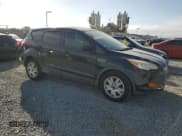 ✅ 2015 Ford Escape S • VIN: 1FMCU0F77FUA09068 • Лот: 86605035. Опубликован ранее на Copart с пробегом 135 041 миль. Бесплатный доступ к архиву аукционных продаж из США и подробный отчёт об истории автомобиля на DreamBid. Изображение 4.