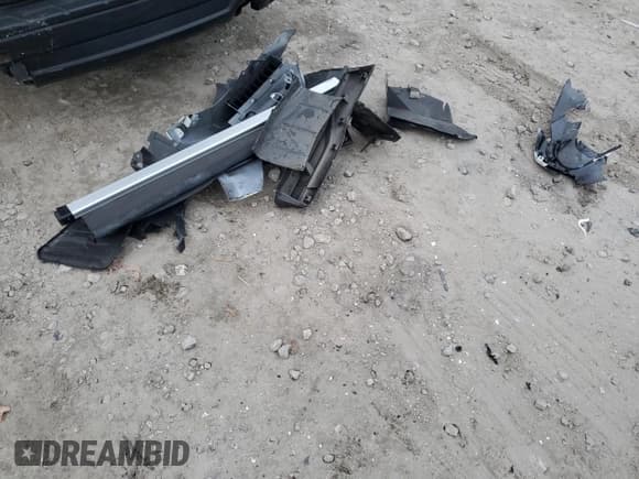 ✅ 2015 Volkswagen Golf TSI S • VIN: 3VW217AU1FM103625 • Lot: 91073605. Wystawiony na Copart z przebiegiem 34 392 mil. Bezpłatny archiwum sprzedaży aukcyjnych z USA i szczegółowy raport historii pojazdu na DreamBid. Zdjęcie 13.