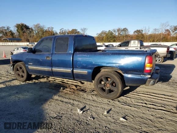 ✅ 2000 Chevrolet Silverado 1500 LS • VIN: 2GCEC19T4Y1199392 • Lot: 92862095. Listed on Copart with 286,350 mi. Free auction sales archive from the USA and detailed vehicle history report at DreamBid. Image 2.