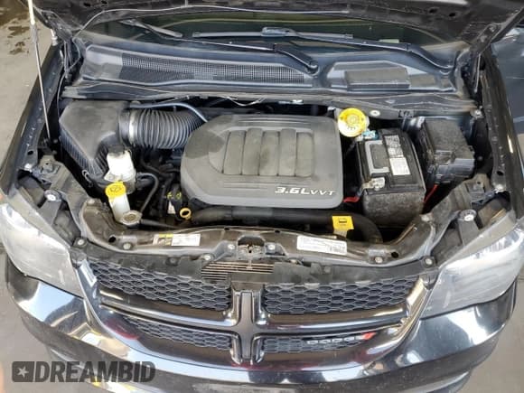 ✅ 2018 Dodge Grand Caravan GT • VIN: 2C4RDGEG8JR200111 • Лот: 69770595. Опубликован ранее на Copart с пробегом 109 182 миль. Бесплатный доступ к архиву аукционных продаж из США и подробный отчёт об истории автомобиля на DreamBid. Изображение 12.