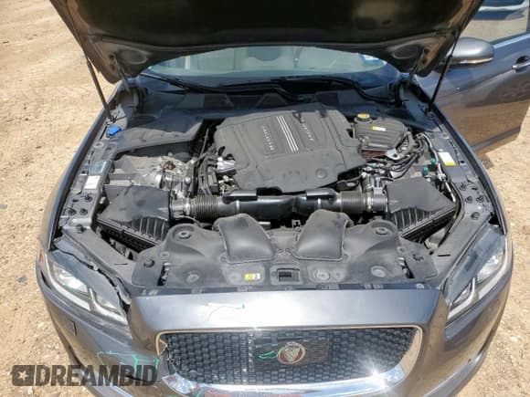 ✅ 2017 Jaguar XJ R-Sport • VIN: SAJWA1C74H8W09063 • Lot: 63699735. Listed on Copart with 41,947 mi. Free auction sales archive from the USA and detailed vehicle history report at DreamBid. Image 11.