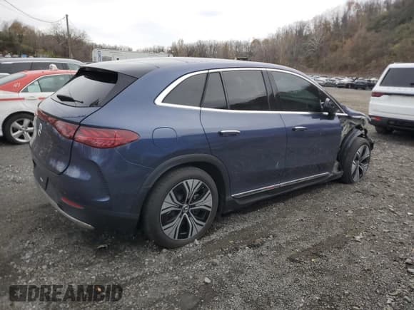 ✅ 2025 Mercedes-Benz EQE 350+ • VIN: 4JGGM2BB7SA060136 • Lot: 92860775. Wystawiony na Copart z przebiegiem 6 806 mil. Bezpłatny archiwum sprzedaży aukcyjnych z USA i szczegółowy raport historii pojazdu na DreamBid. Zdjęcie 3.