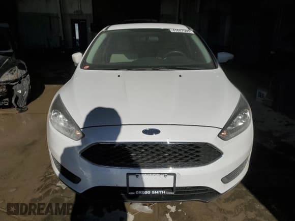 ✅ 2015 Ford Focus SE • VIN: 1FADP3F22FL267712 • Lot: 41647505. Listed on Copart with 33,885 mi. Free auction sales archive from the USA and detailed vehicle history report at DreamBid. Image 5.