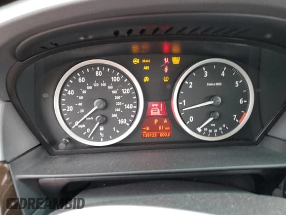 ✅ 2006 BMW 5 Series 550i • VIN: WBANB53526CP01289 • Лот: 55360595. Опубликован ранее на Copart с пробегом 135 123 миль. Бесплатный доступ к архиву аукционных продаж из США и подробный отчёт об истории автомобиля на DreamBid. Изображение 9.