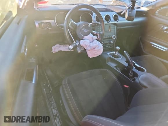 ✅ 2020 Ford Mustang GT • VIN: 1FA6P8CF1L5190747 • Лот: 91436375. Опубликован ранее на Copart с пробегом Не указан. Бесплатный доступ к архиву аукционных продаж из США и подробный отчёт об истории автомобиля на DreamBid. Изображение 8.