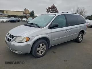 ✅ 2005 Dodge Caravan SXT • VIN: 2D4GP44L75R327677 • Lot: 94278385. Listed on Copart with 72,363 mi. Free auction sales archive from the USA and detailed vehicle history report at DreamBid. Image 1.