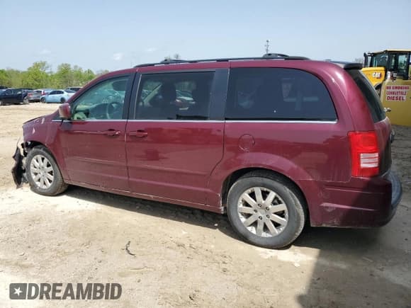 ✅ 2008 Chrysler Town & Country Touring • VIN: 2A8HR54P68R655836 • Lot: 54664435. Listed on Copart with 322,479 mi. Free auction sales archive from the USA and detailed vehicle history report at DreamBid. Image 2.