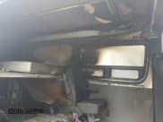 ✅ 2019 Mercedes-Benz Sprinter • VIN: WD4FF0CD9KP188489 • Lot: 72628134. Wystawiony na Copart z przebiegiem Nie podano. Bezpłatny archiwum sprzedaży aukcyjnych z USA i szczegółowy raport historii pojazdu na DreamBid. Zdjęcie 9.