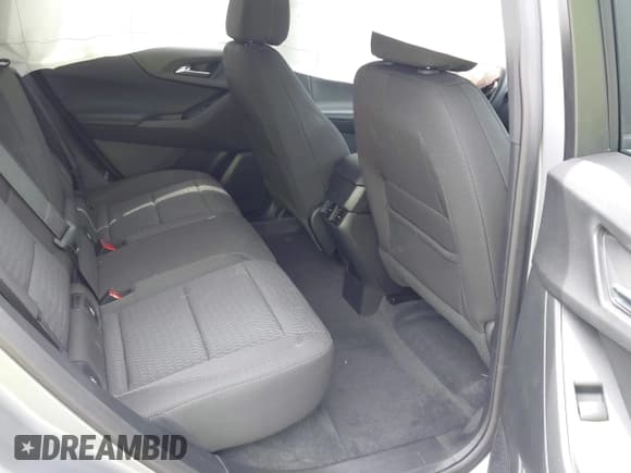 ✅ 2025 Chevrolet Equinox FWD LT • VIN: 3GNAXHEG8SL236235 • Lot: 42771842. Wystawiony na IAAI z przebiegiem 2 227 mil. Bezpłatny archiwum sprzedaży aukcyjnych z USA i szczegółowy raport historii pojazdu na DreamBid. Zdjęcie 8.