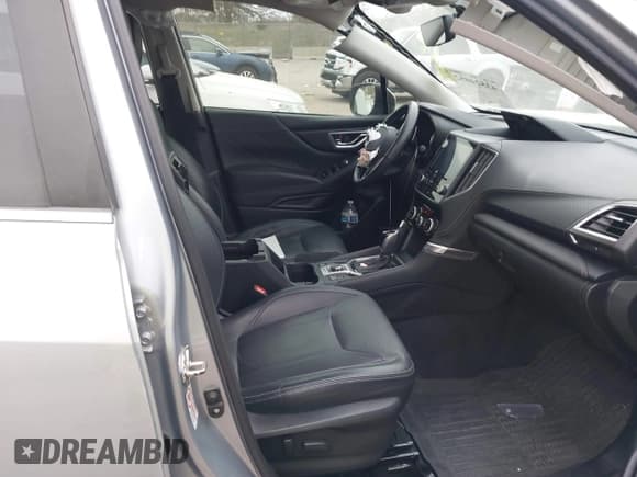 ✅ 2020 Subaru Forester Touring • VIN: JF2SKAXC3LH540586 • Lot: 43524052. Listed on IAAI with Not provided. Free auction sales archive from the USA and detailed vehicle history report at DreamBid. Image 5.