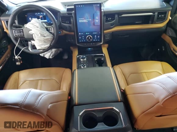 ✅ 2024 Ford Expedition Max Platinum • VIN: 1FMJK1M80REA87429 • Lot: 64621875. Listed on Copart with 9,554 mi. Free auction sales archive from the USA and detailed vehicle history report at DreamBid. Image 8.