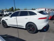 ✅ 2018 Jaguar F-Pace 20d R-Sport • VIN: SADCL2FN1JA261723 • Lot: 43595865. Wystawiony na IAAI z przebiegiem 70 877 mil. Bezpłatny archiwum sprzedaży aukcyjnych z USA i szczegółowy raport historii pojazdu na DreamBid. Zdjęcie 14.