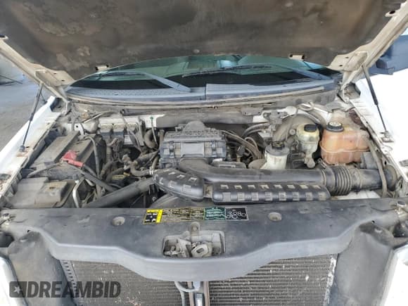 ✅ 2004 Ford F-150 XL • VIN: 1FTPF12524NC34533 • Лот: 47383525. Опубликован ранее на Copart с пробегом 213 179 миль. Бесплатный доступ к архиву аукционных продаж из США и подробный отчёт об истории автомобиля на DreamBid. Изображение 11.