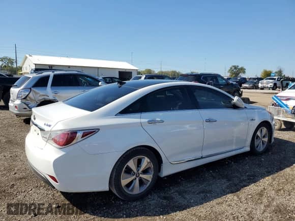 2012 Hyundai Sonata Hybrid с VIN KMHEC4A45CA019479, выставлен на аукционе Copart как лот 82331735 с пробегом 154 028 миль миль и Списание • Salvage title. История ставок и продаж доступна на DreamBid. Изображение 3.