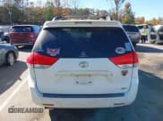 ✅ 2011 Toyota Sienna XLE • VIN: 5TDYK3DC7BS120249 • Lot: 43545371. Listed on IAAI with 175,936 mi. Free auction sales archive from the USA and detailed vehicle history report at DreamBid. Image 16.