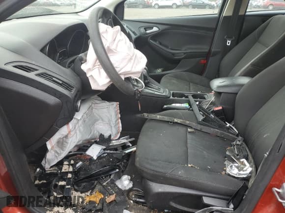 ✅ 2018 Ford Focus SE • VIN: 1FADP3FE8JL318441 • Lot: 91561975. Listed on Copart with 119,286 mi. Free auction sales archive from the USA and detailed vehicle history report at DreamBid. Image 7.