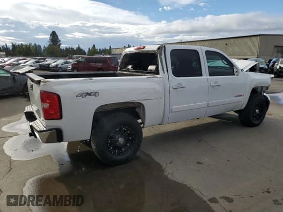 ✅ 2008 Chevrolet Silverado 1500 LTZ • VIN: 2GCFK13Y981157943 • Lot: 70302074. Listed on Copart with 150,688 mi. Free auction sales archive from the USA and detailed vehicle history report at DreamBid. Image 3.