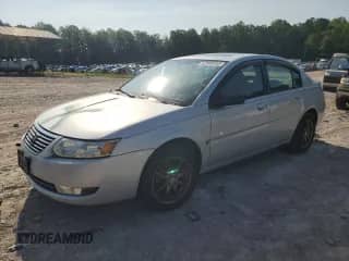 2005 Saturn ION ION 3 z VIN 1G8AL52F15Z179141, wystawiony jako Copart lot #62088485 z przebiegiem 110 402 mil mil oraz Nie do naprawy • Non repairable. Historia ofert i sprzedaży dostępna na DreamBid. Obrazek 1.