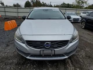 ✅ 2016 Volvo V60 T5 • VIN: YV4612HK9G1010939 • Лот: 86526815. Опубликован ранее на Copart с пробегом 157 684 миль. Бесплатный доступ к архиву аукционных продаж из США и подробный отчёт об истории автомобиля на DreamBid. Изображение 5.
