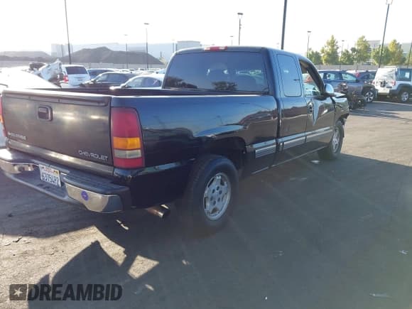 ✅ 2001 Chevrolet Silverado 1500 LS • VIN: 2GCEC19T311396074 • Лот: 43351913. Опубликован ранее на IAAI с пробегом Не указан. Бесплатный доступ к архиву аукционных продаж из США и подробный отчёт об истории автомобиля на DreamBid. Изображение 4.