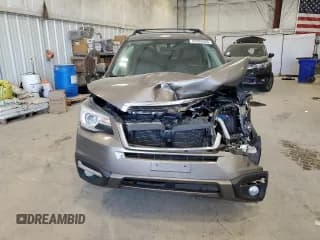 ✅ 2017 Subaru Forester Touring • VIN: JF2SJATC1HH437635 • Lot: 92393355. Wystawiony na Copart z przebiegiem 116 741 mil. Bezpłatny archiwum sprzedaży aukcyjnych z USA i szczegółowy raport historii pojazdu na DreamBid. Zdjęcie 5.