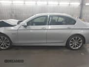 ✅ 2014 BMW 5 Series 550i xDrive • VIN: WBAKP9C52EDZ35243 • Lot: 43379081. Wystawiony na IAAI z przebiegiem 122 754 mil. Bezpłatny archiwum sprzedaży aukcyjnych z USA i szczegółowy raport historii pojazdu na DreamBid. Zdjęcie 15.