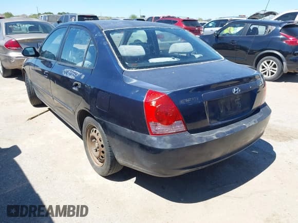 ✅ 2004 Hyundai Elantra GLS • VIN: KMHDN46D94U888648 • Lot: 41825624. Wystawiony na IAAI z przebiegiem 129 109 mil. Bezpłatny archiwum sprzedaży aukcyjnych z USA i szczegółowy raport historii pojazdu na DreamBid. Zdjęcie 3.
