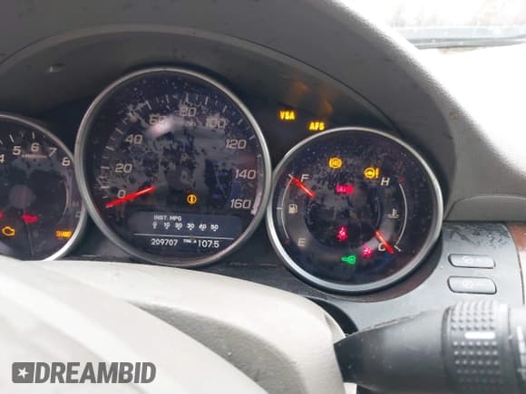 ✅ 2007 Acura RL Technology • VIN: JH4KB16607C004142 • Lot: 43727679. Wystawiony na IAAI z przebiegiem 209 707 mil. Bezpłatny archiwum sprzedaży aukcyjnych z USA i szczegółowy raport historii pojazdu na DreamBid. Zdjęcie 7.