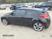 ✅ 2016 Hyundai Veloster • VIN: KMHTC6AD8GU279138 • Lot: 79443214. Wystawiony na Copart z przebiegiem 130 031 mil. Bezpłatny archiwum sprzedaży aukcyjnych z USA i szczegółowy raport historii pojazdu na DreamBid. Zdjęcie 2.