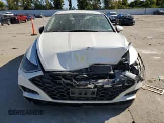2020 Hyundai Sonata SEL z VIN 5NPEL4JA2LH021130, wystawiony jako Copart lot #71849385 z przebiegiem 106 779 mil mil oraz Szkoda całkowita • Salvage title. Historia ofert i sprzedaży dostępna na DreamBid. Obrazek 5.
