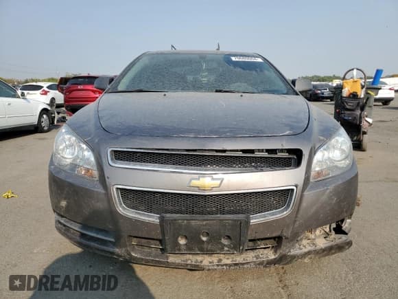 ✅ 2010 Chevrolet Malibu 1LT • VIN: 1G1ZC5EB3AF286634 • Lot: 70680604. Listed on Copart with 177,533 mi. Free auction sales archive from the USA and detailed vehicle history report at DreamBid. Image 5.
