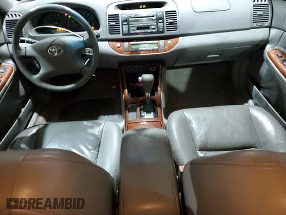 ✅ 2002 Toyota Camry XLE • VIN: 4T1BF30K12U012210 • Lot: 59206415. Listed on Copart with 262,778 mi. Free auction sales archive from the USA and detailed vehicle history report at DreamBid. Image 8.