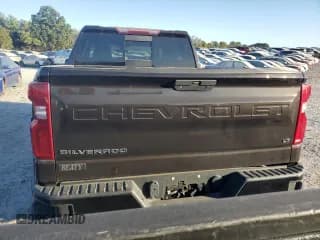 ✅ 2019 Chevrolet Silverado 1500 LT Trail Boss • VIN: 1GCPYFED5KZ396527 • Lot: 75035114. Wystawiony na Copart z przebiegiem 109 912 mil. Bezpłatny archiwum sprzedaży aukcyjnych z USA i szczegółowy raport historii pojazdu na DreamBid. Zdjęcie 6.