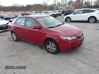✅ 2013 Kia Forte EX • VIN: KNAFU4A26D5733164 • Lot: 43696547. Wystawiony na IAAI z przebiegiem Nie podano. Bezpłatny archiwum sprzedaży aukcyjnych z USA i szczegółowy raport historii pojazdu na DreamBid. Zdjęcie 1.