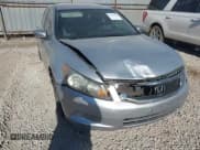 ✅ 2008 Honda Accord LX • VIN: 1HGCP26328A127734 • Лот: 43640459. Опубликован ранее на IAAI с пробегом 226 558 миль. Бесплатный доступ к архиву аукционных продаж из США и подробный отчёт об истории автомобиля на DreamBid. Изображение 6.