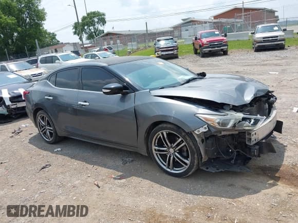 ✅ 2018 Nissan Maxima SL • VIN: 1N4AA6AP5JC382032 • Lot: 42472852. Wystawiony na IAAI z przebiegiem 143 912 mil. Bezpłatny archiwum sprzedaży aukcyjnych z USA i szczegółowy raport historii pojazdu na DreamBid. Zdjęcie 14.