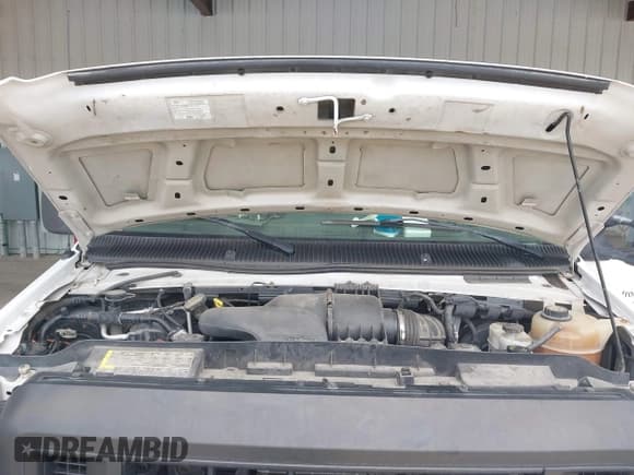 ✅ 2009 Ford Econoline Cargo Commercial • VIN: 1FTSE34L19DA69947 • Lot: 42718158. Listed on IAAI with 215,643 mi. Free auction sales archive from the USA and detailed vehicle history report at DreamBid. Image 10.