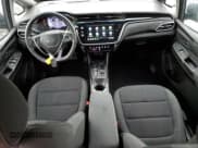 ✅ 2023 Chevrolet Bolt EV 1LT • VIN: 1G1FW6S01P4126419 • Lot: 79089824. Wystawiony na Copart z przebiegiem 23 954 mil. Bezpłatny archiwum sprzedaży aukcyjnych z USA i szczegółowy raport historii pojazdu na DreamBid. Zdjęcie 8.