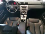 ✅ 2007 Volkswagen Passat Wolfsburg Edition • VIN: WVWAK73C97P151255 • Lot: 63479155. Wystawiony na Copart z przebiegiem 127 546 mil. Bezpłatny archiwum sprzedaży aukcyjnych z USA i szczegółowy raport historii pojazdu na DreamBid. Zdjęcie 8.