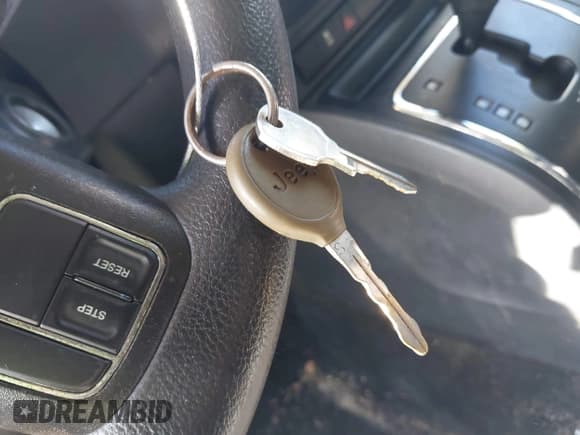 ✅ 2016 Jeep Patriot Sport SE • VIN: 1C4NJPBA1GD547928 • Lot: 43296956. Wystawiony na IAAI z przebiegiem 145 781 mil. Bezpłatny archiwum sprzedaży aukcyjnych z USA i szczegółowy raport historii pojazdu na DreamBid. Zdjęcie 11.