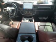 ✅ 2022 Ford Expedition Max Limited • VIN: 1FMJK2AT0NEA57694 • Лот: 70848225. Опубликован ранее на Copart с пробегом 60 409 миль. Бесплатный доступ к архиву аукционных продаж из США и подробный отчёт об истории автомобиля на DreamBid. Изображение 8.