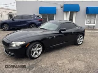 ✅ 2013 BMW Z4 sDrive28i • VIN: WBALL5C58DJ104449 • Lot: 79250174. Wystawiony na Copart z przebiegiem 119 451 mil. Bezpłatny archiwum sprzedaży aukcyjnych z USA i szczegółowy raport historii pojazdu na DreamBid. Zdjęcie 2.