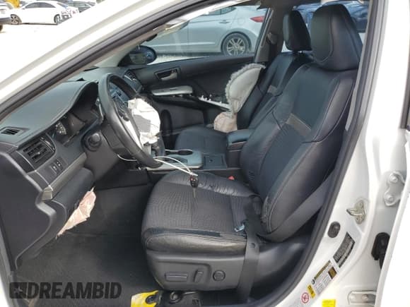 ✅ 2014 Toyota Camry SE • VIN: 4T1BF1FKXEU863812 • Lot: 91372895. Listed on Copart with 92,759 mi. Free auction sales archive from the USA and detailed vehicle history report at DreamBid. Image 7.